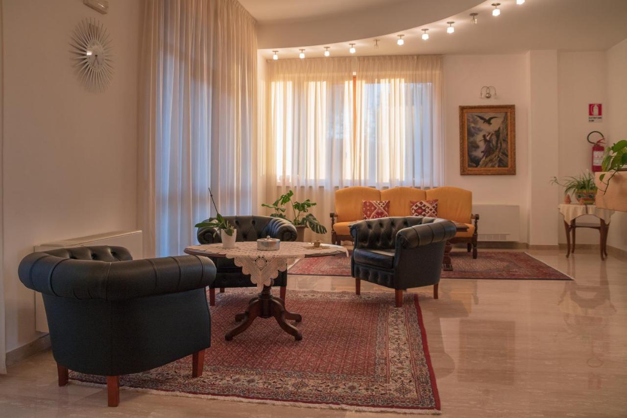 Ruggiero Park Hotel Vallo della Lucania Exterior photo